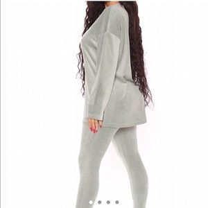 Fashion Nova set size medium